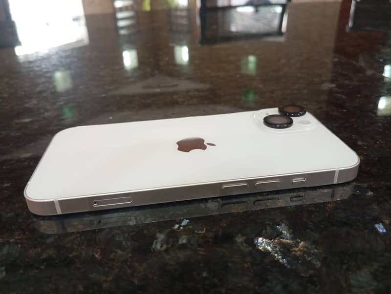 Apple iPhone 14 1