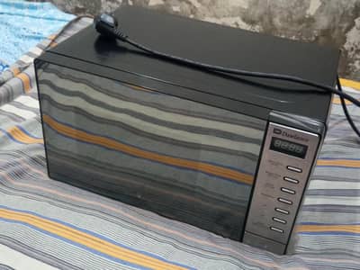 Dawlance microwave oven , 5 months used condition 10/10