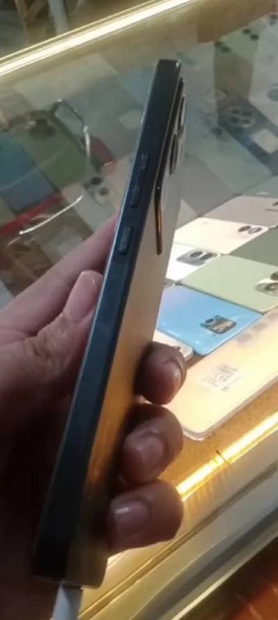 Vivo V29e 8/256 only WhatsApp 03274432462
