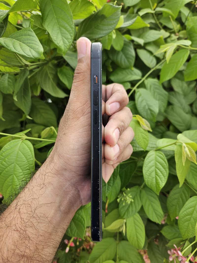 iPhone 15 plus jv 4