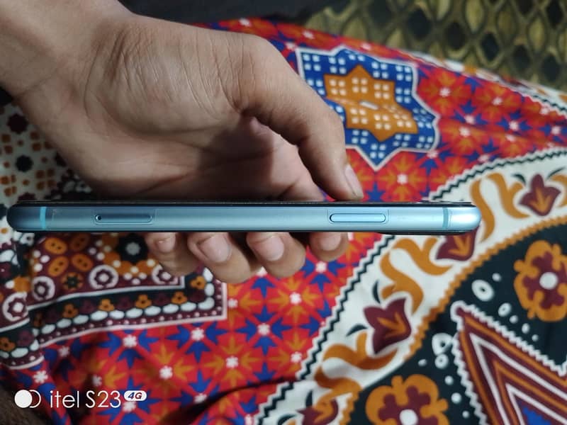 iphone xr 2