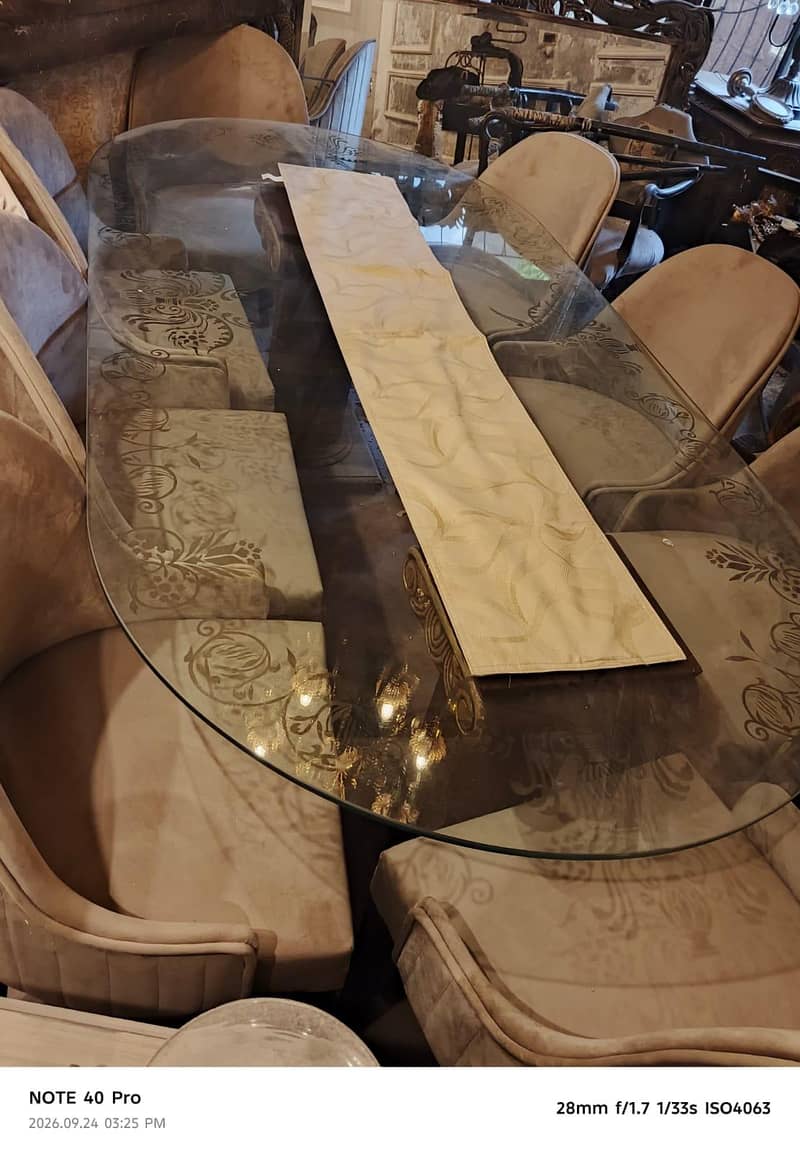 dining table 8 chirs 0