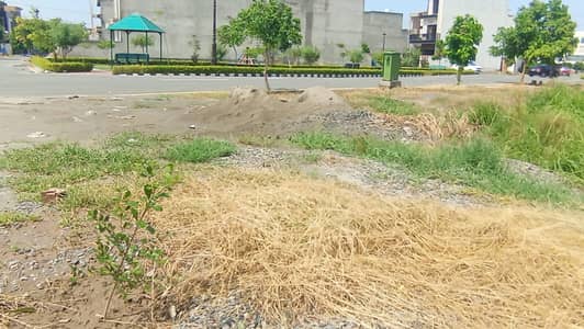 5 Marla Plot For Sale