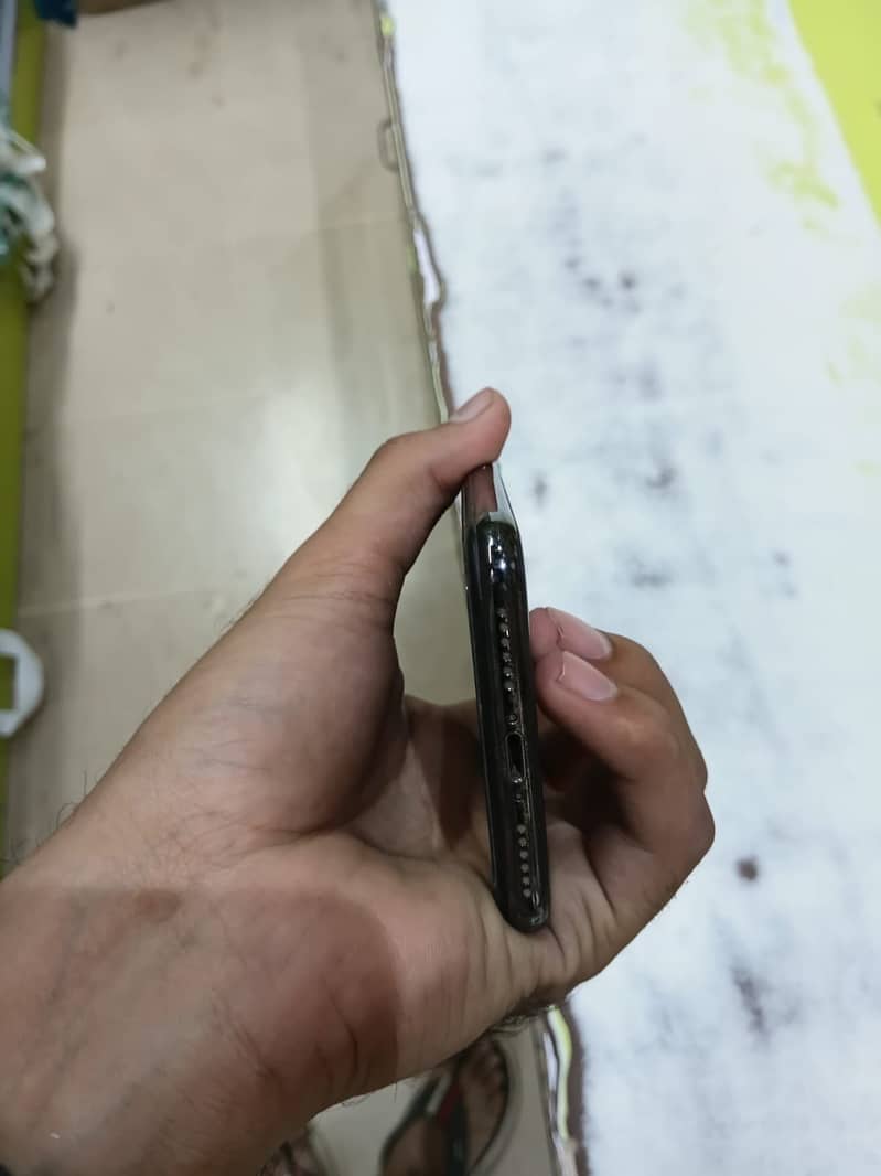 Apple iPhone X 7