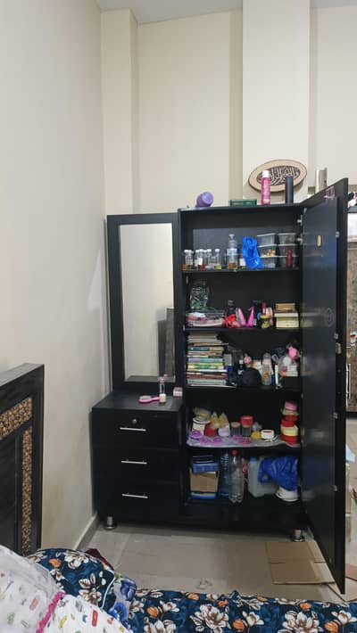 wardrobe for sale  with mirror |