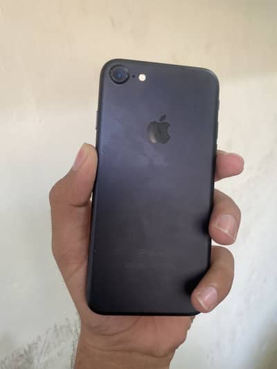Apple iPhone 7
