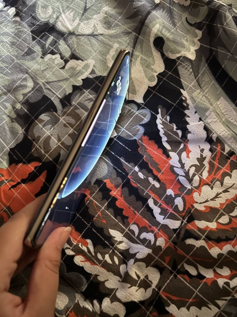 Realme 12 Pro 3