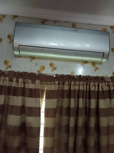 1.5 Ton AC for Sale