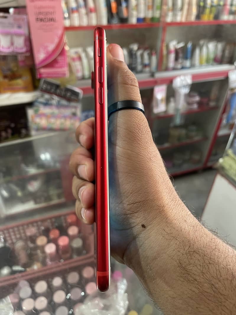 Apple iPhone 7 Plus 5