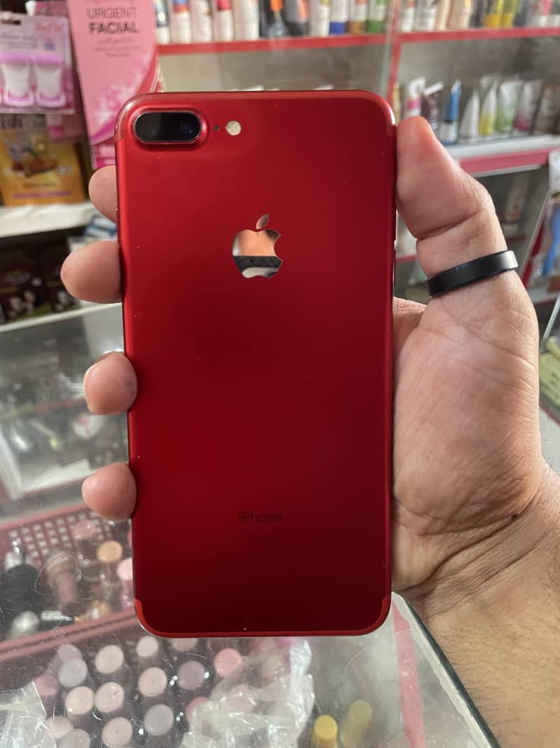 Apple iPhone 7 Plus 6