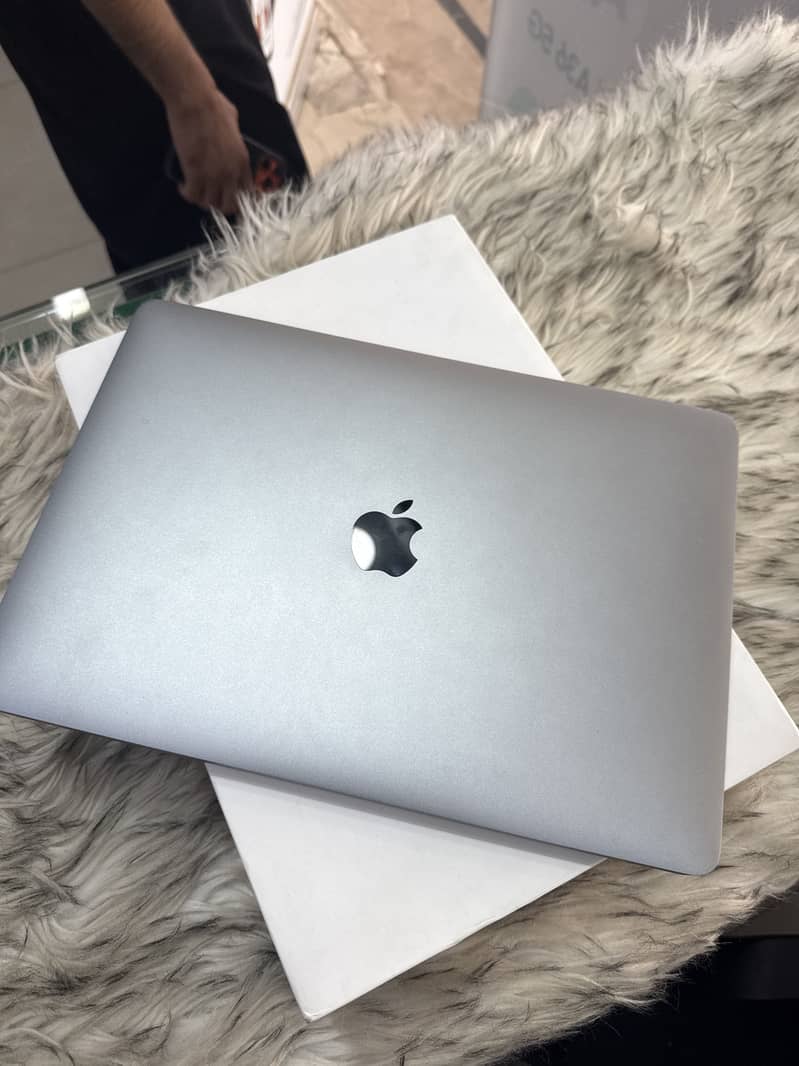 Laptop 4