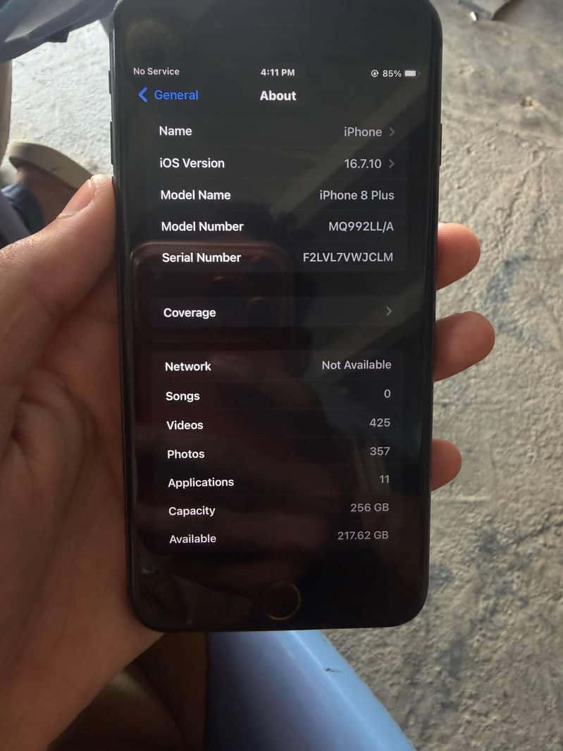 Apple iPhone 8 Plus 4