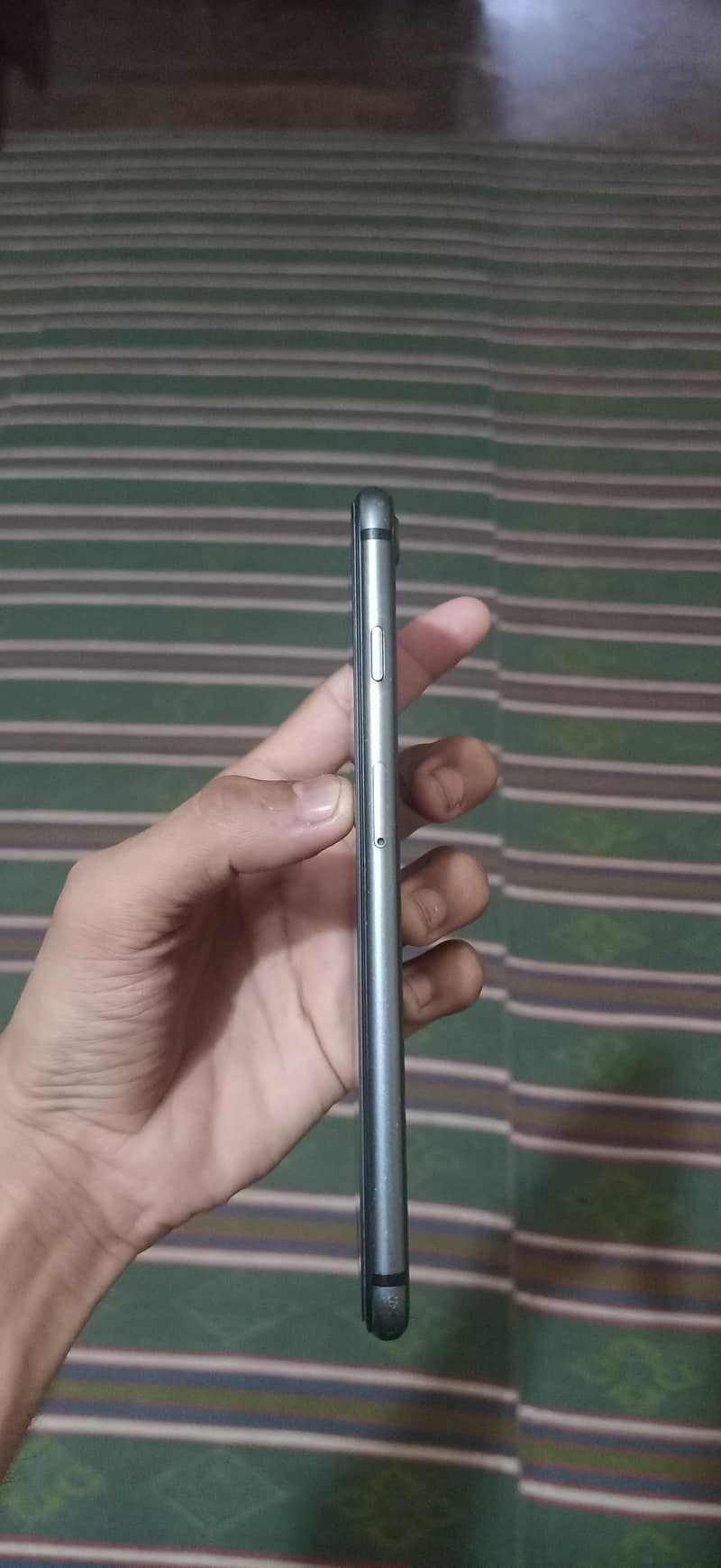 Apple iPhone 8 Plus 1