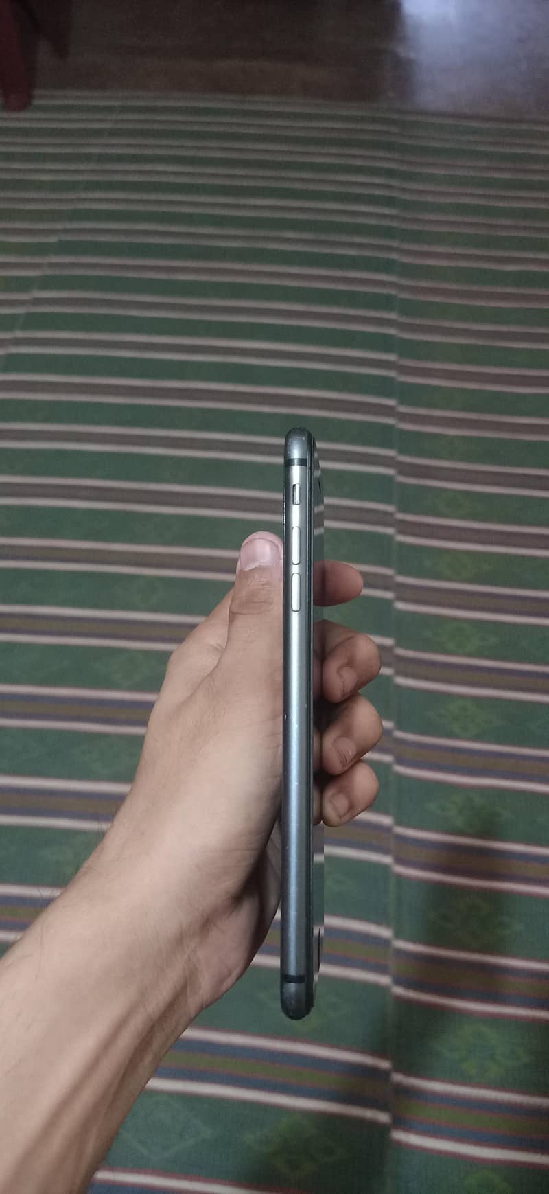 Apple iPhone 8 Plus 3