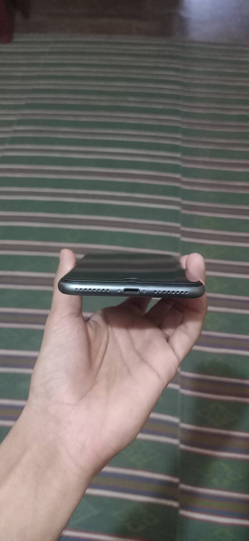 Apple iPhone 8 Plus 5