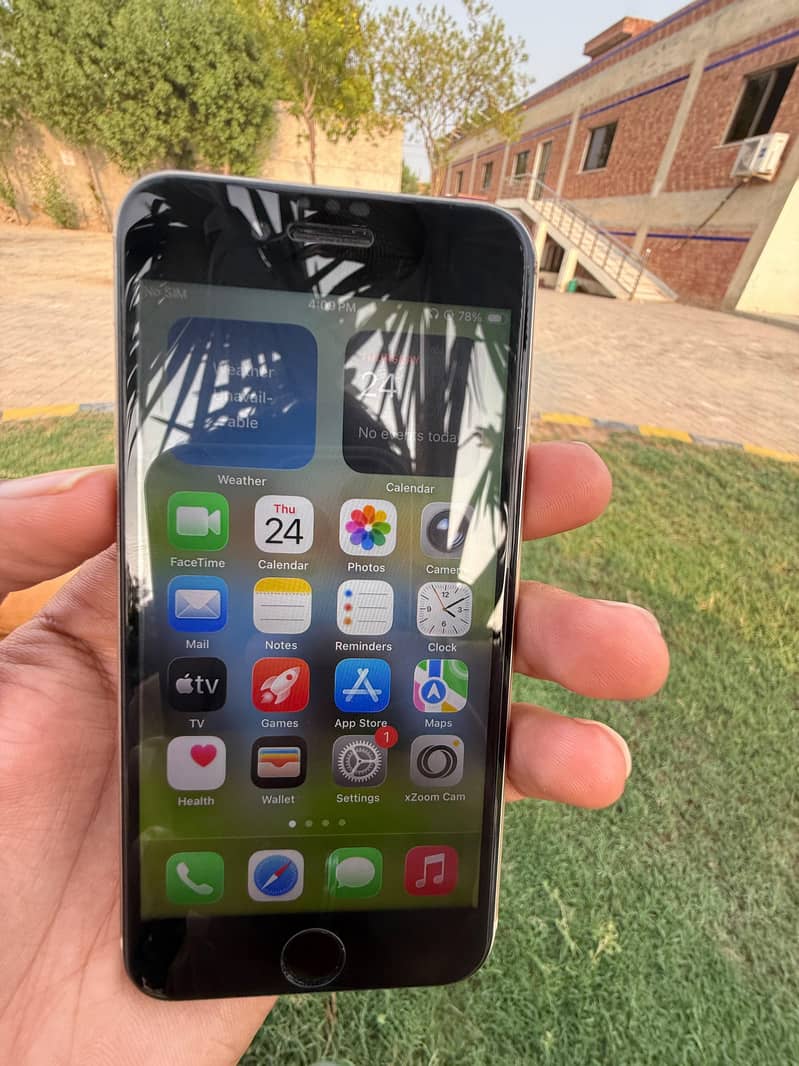 useApple iPhone SE 3rd generation 3