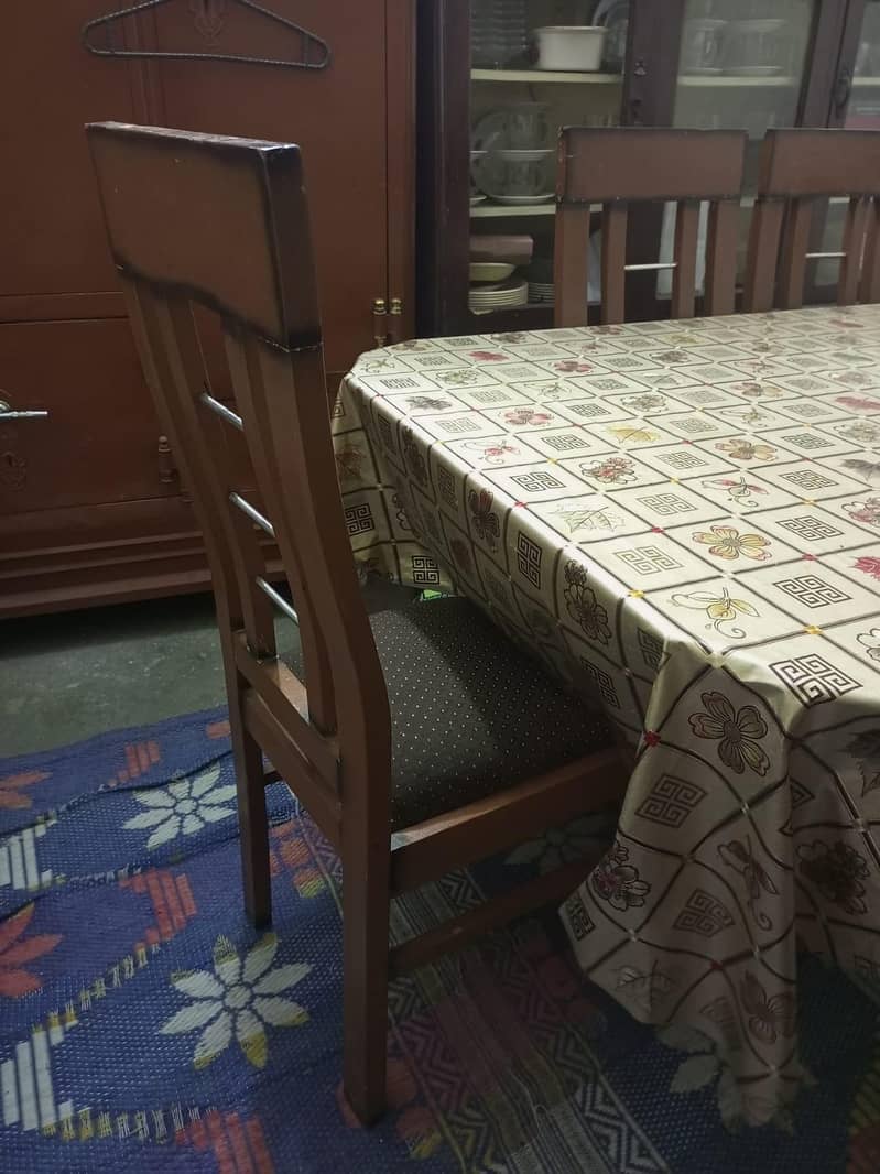 6 seater dining table 1