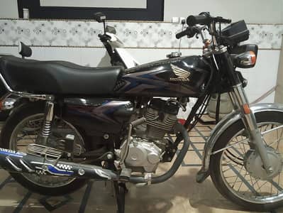 Honda CG 125 2024