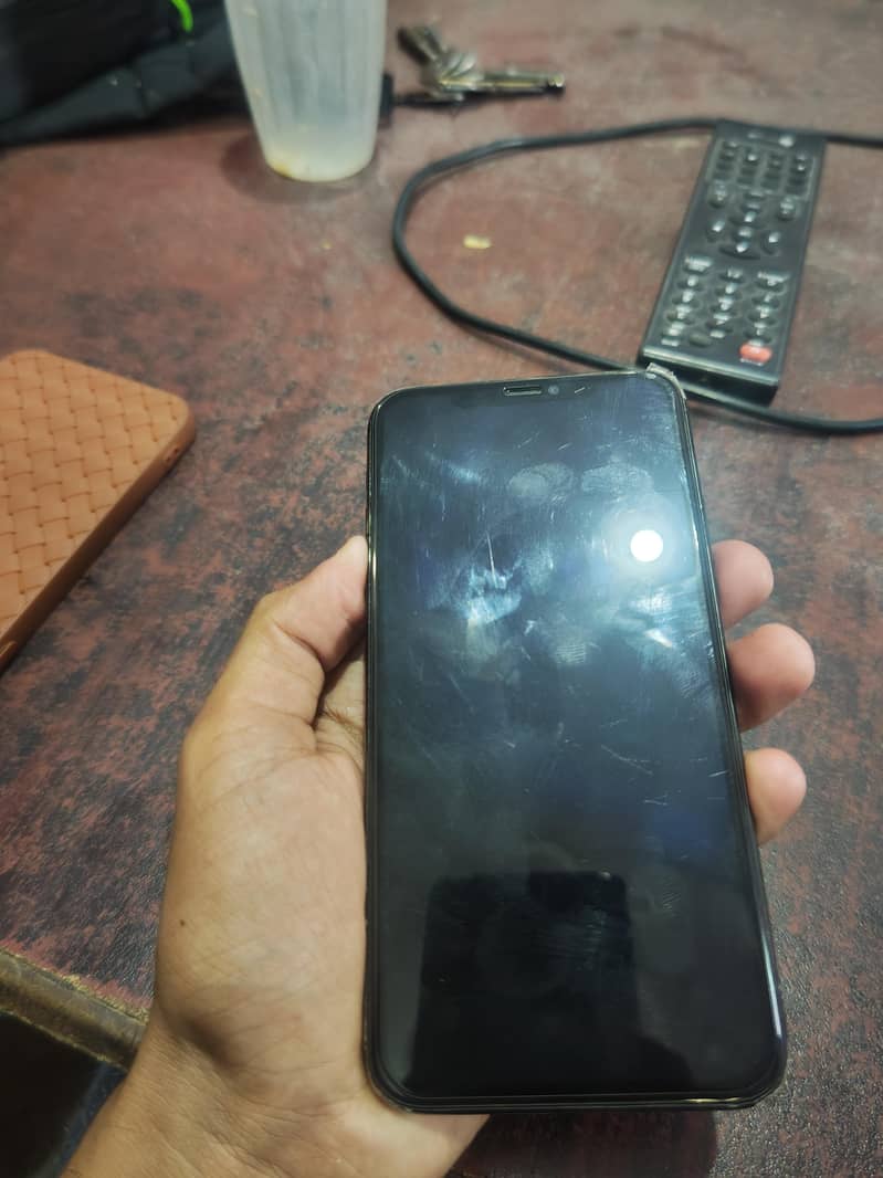 Apple iPhone 11 Pro Max 5