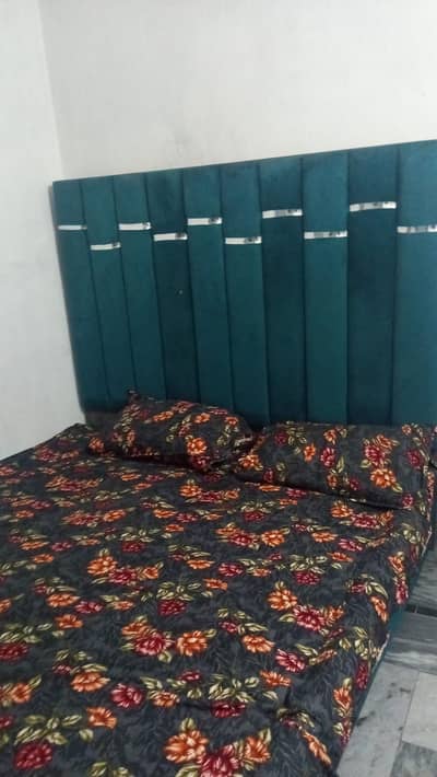 1 year used shifting ki Waja Sy sell krrhy