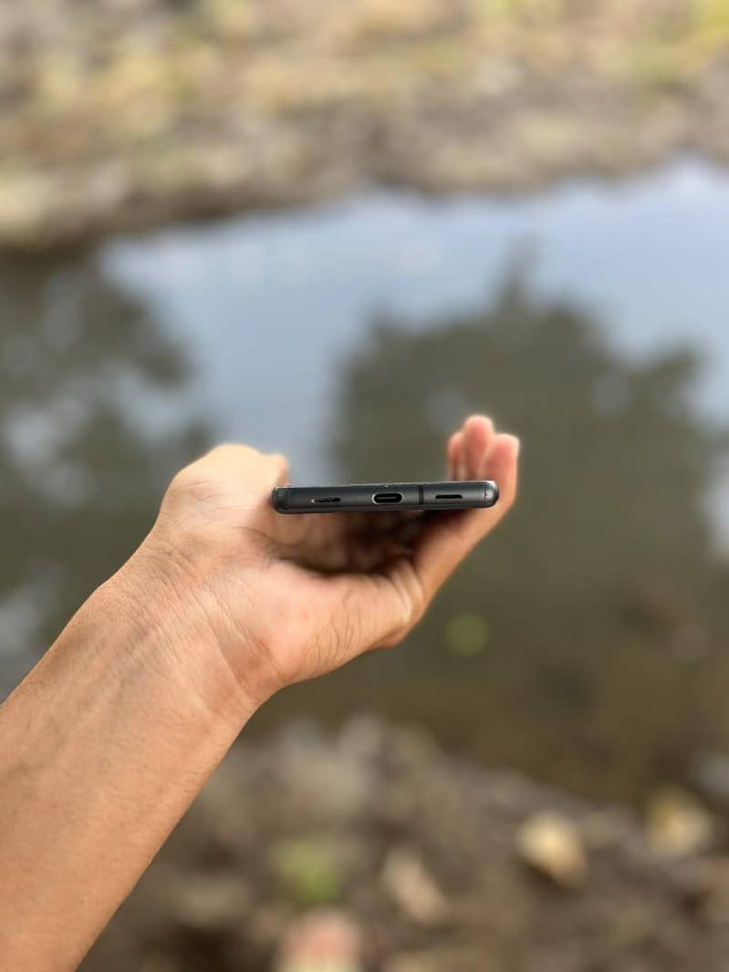 Google Pixel 7a 2