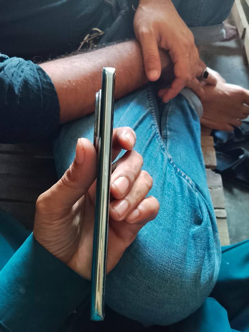 Xiaomi Redmi Note 14 Pro Plus 2