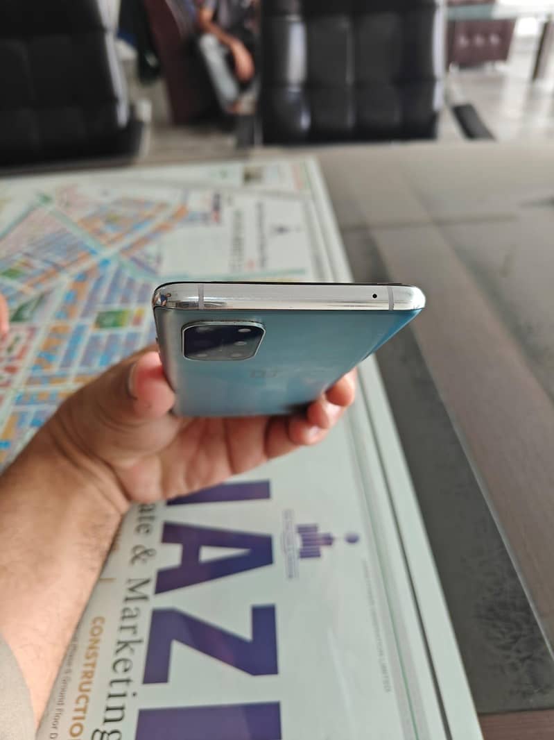 One Plus 8T 8