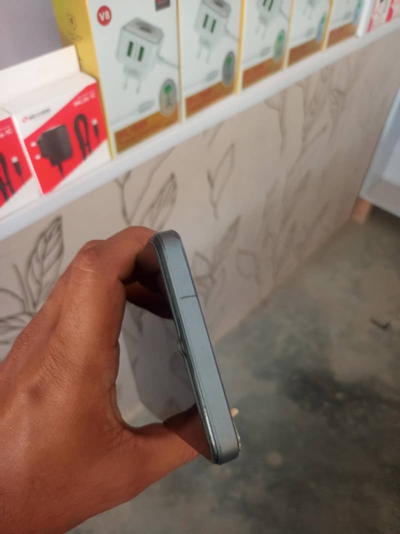 Realme Note 50 4