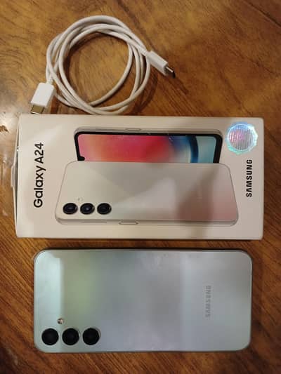 Samsung A24 8/128gb
