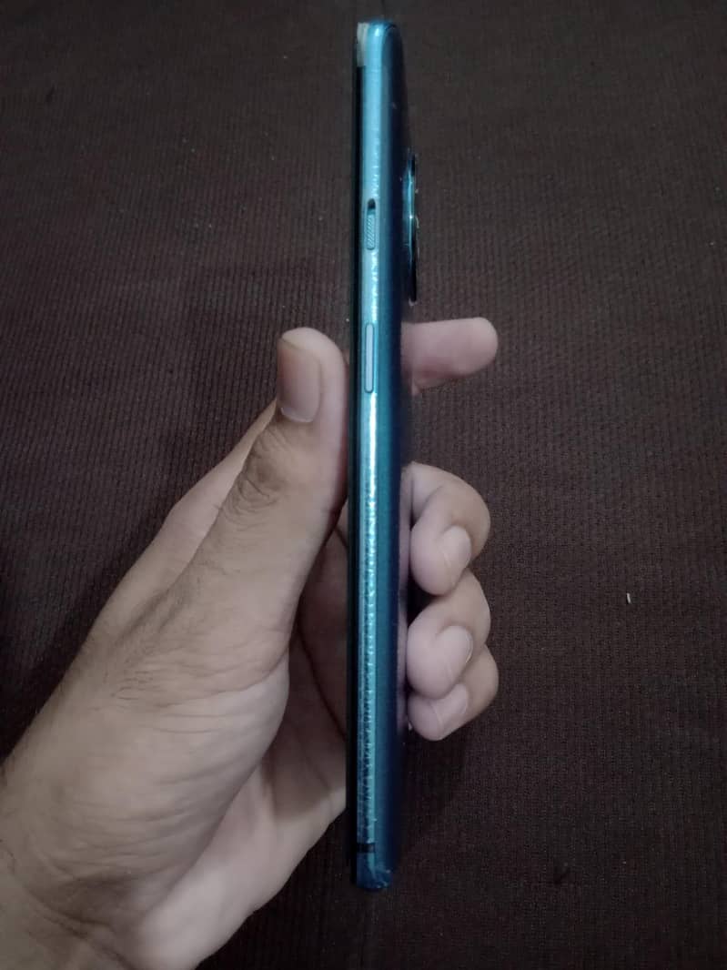 One Plus 7T 1