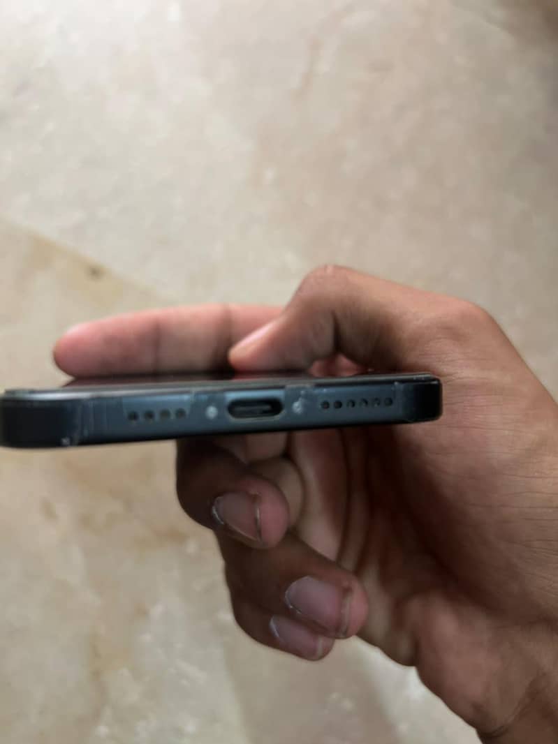 Apple iPhone 15 plus 1