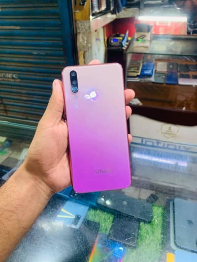 Vivo Y17