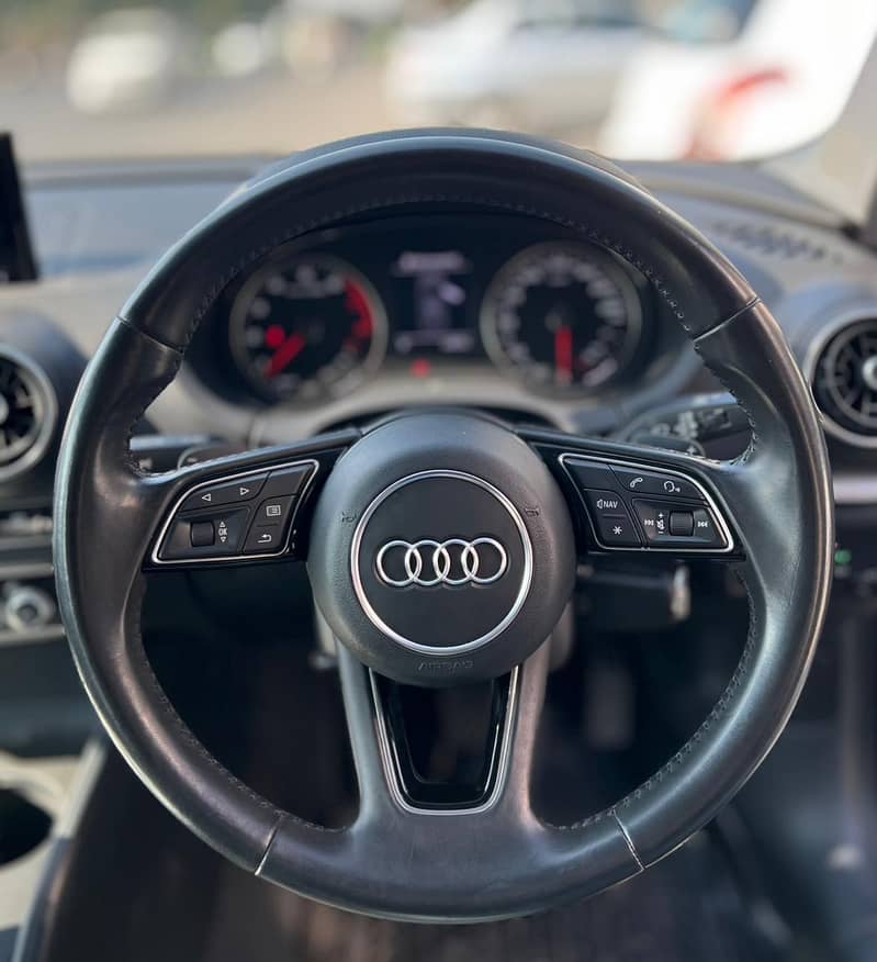 Audi A3 2018 6