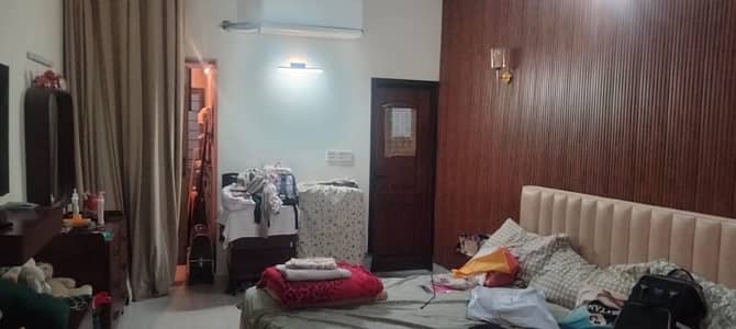 1 Kanal Luxury Portion For Rent In Model Town