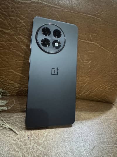 One Plus 13R with box