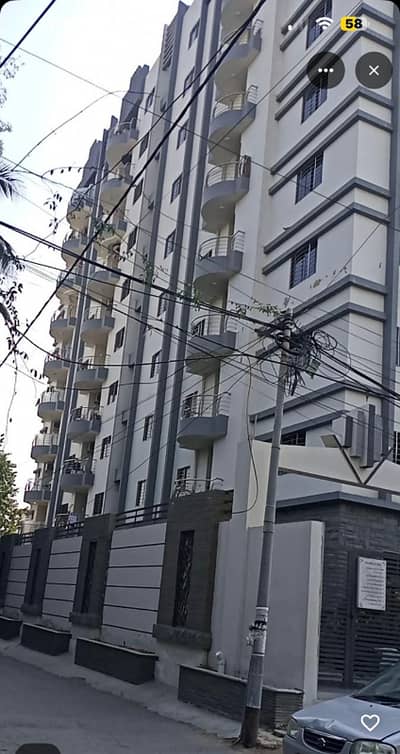 paramount vista 8th floor 3 bed rooms appartment with parking 2300 sq ft with building completion certificate