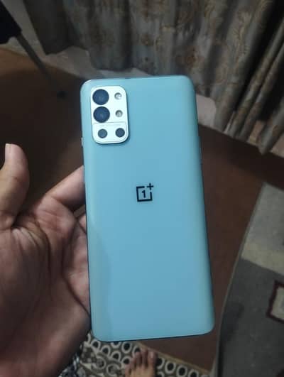 One Plus 9R