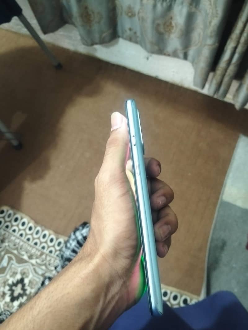 One Plus 9R 2