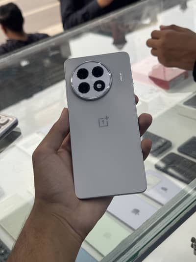Oneplus 13R 12/512 official pta Approved 10/9 Only phone