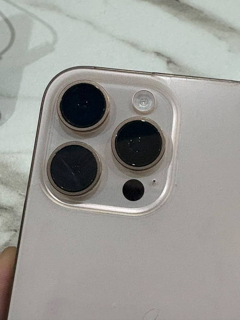 iPhone 16 pro max(jv) 1
