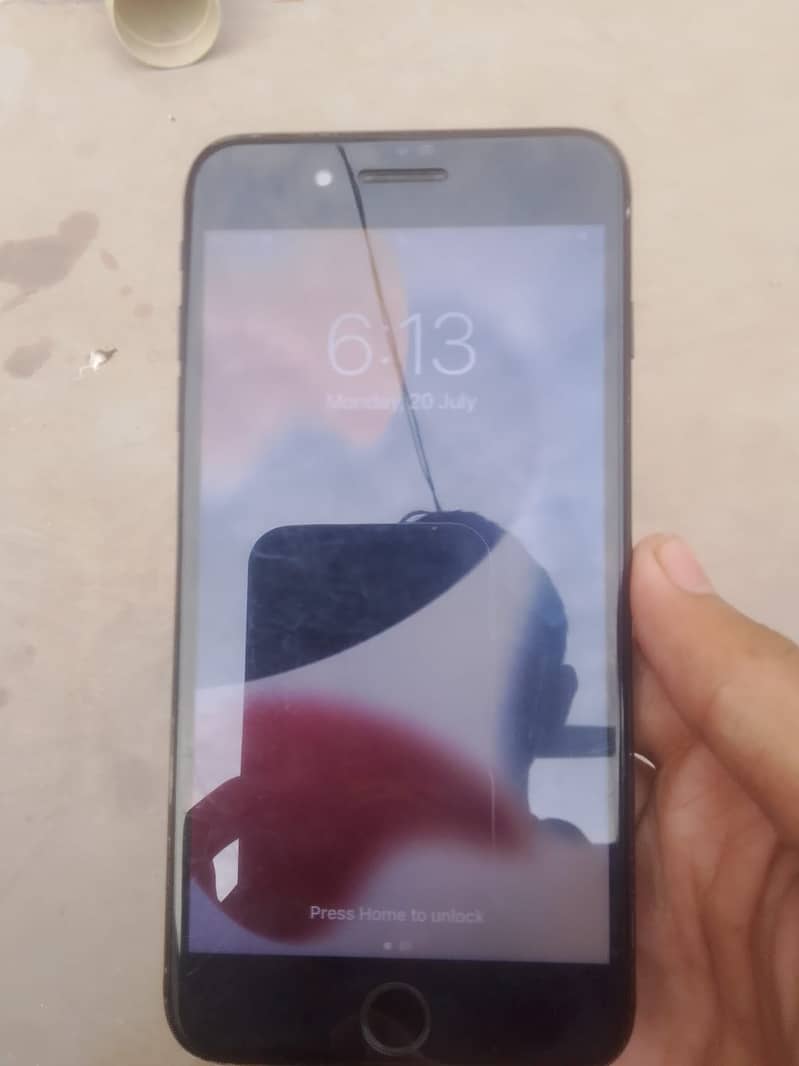Apple iPhone 7 Plus 2