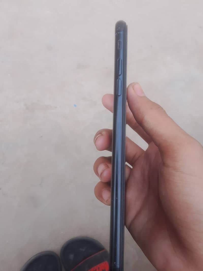 Apple iPhone 7 Plus 4