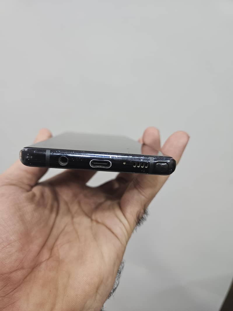 Samsung note 8 panel 2