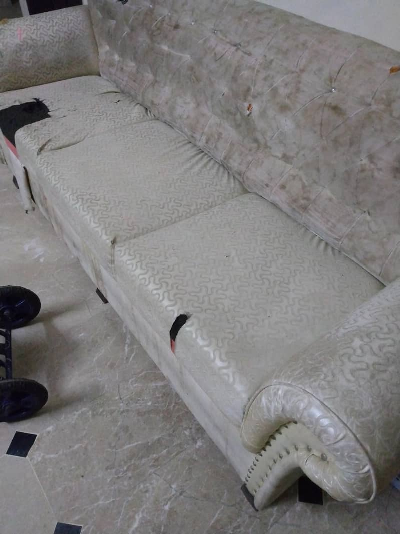 5 seater sofa 4