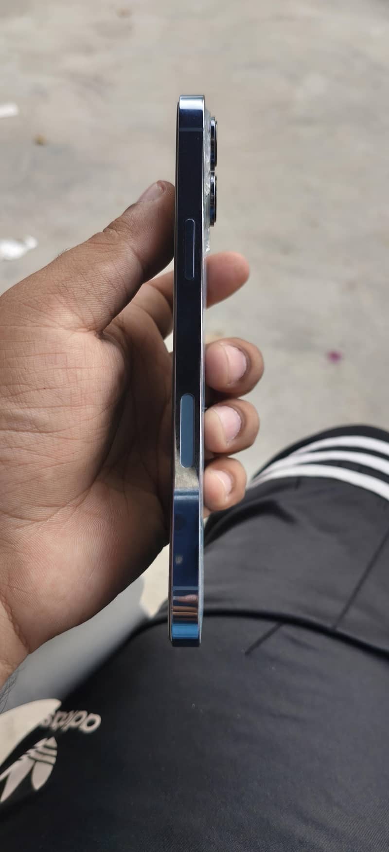 Apple iPhone 13 Pro Max 1