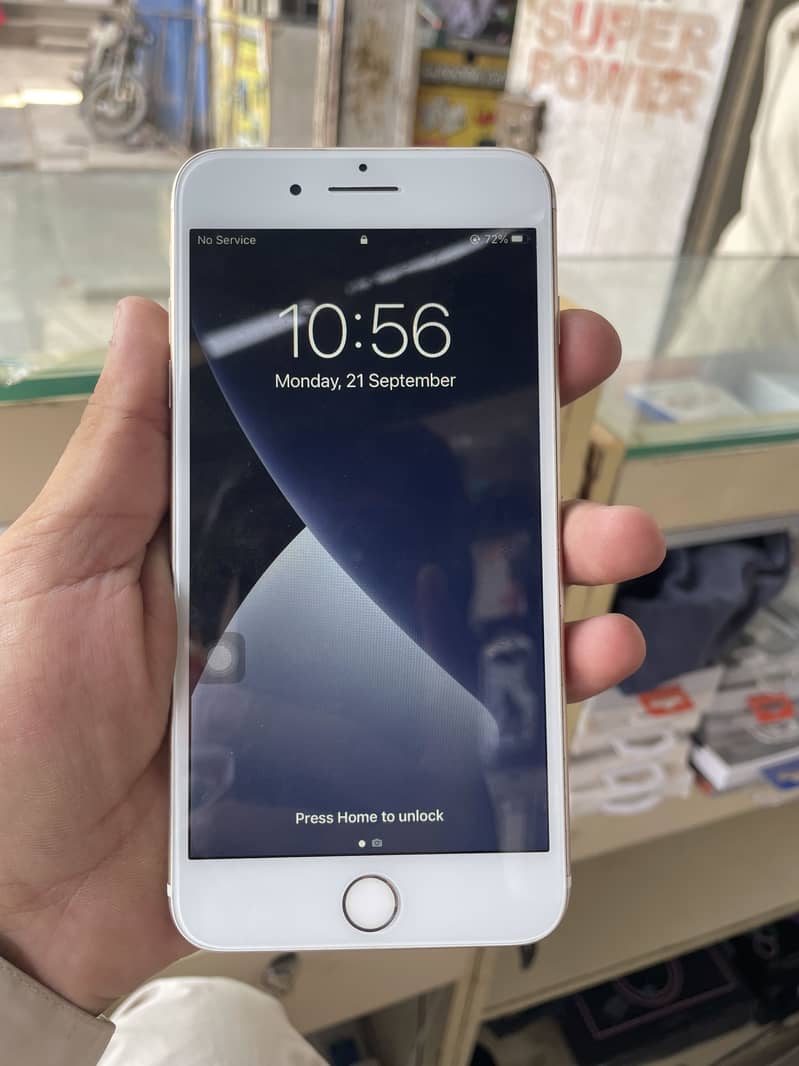 Apple iPhone 7 Plus 2