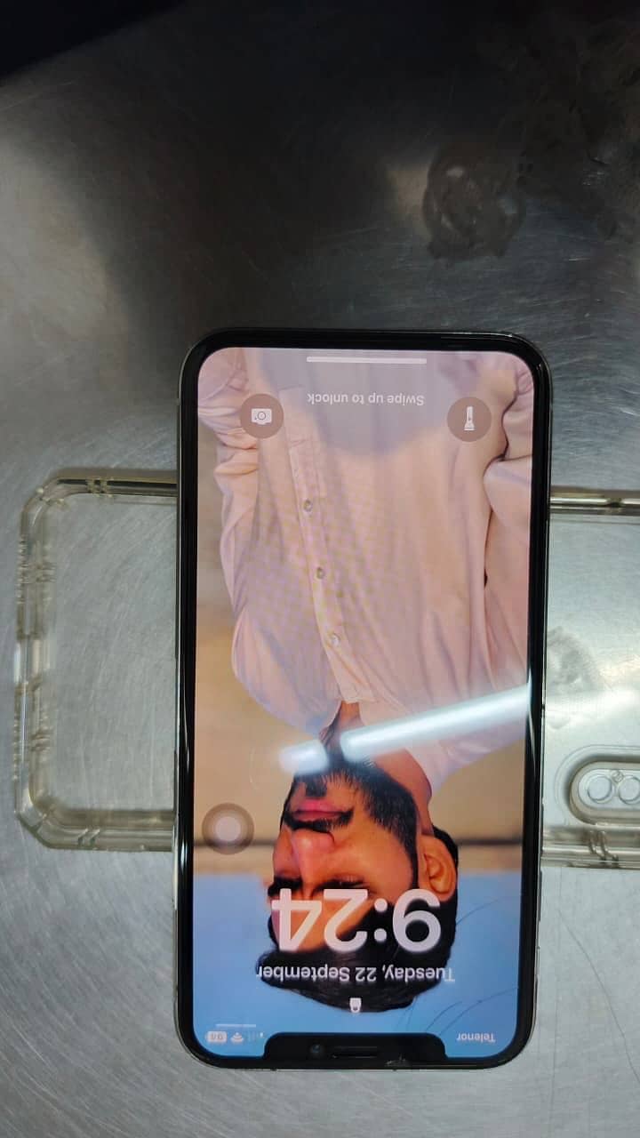 Apple iPhone X 1