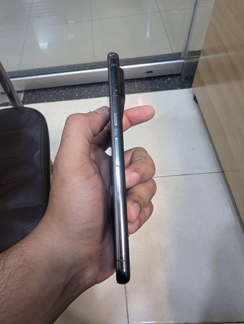 Google Pixel 8 Pro 3
