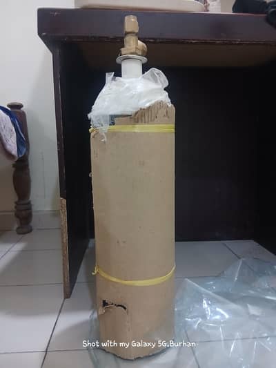 oxygen cyllinder