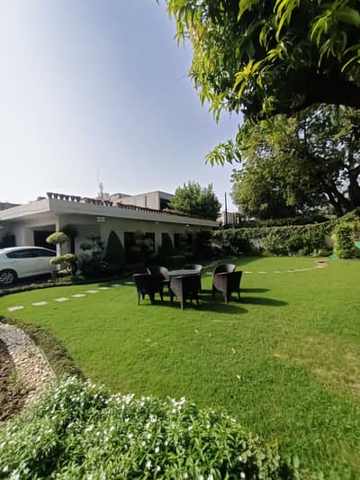 2 Kanal Beautiful Bungalow Available For Rent In Gulberg Near Main Boulevard